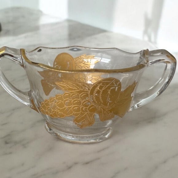 Vintage Paden City Glass Golden Fruit Creamer Pitcher and Sugar Bowl. - Picture 5 of 10